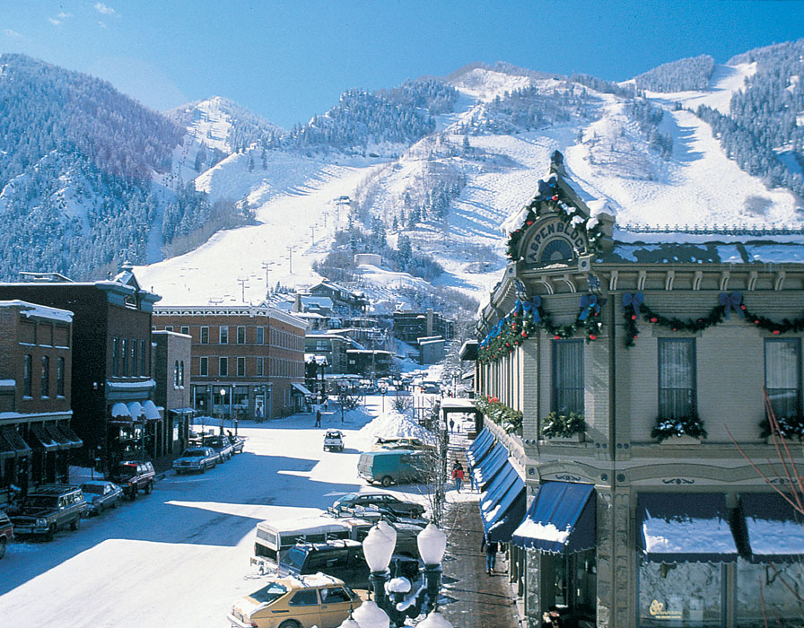 Aspen in USA - Aspen ski resort view