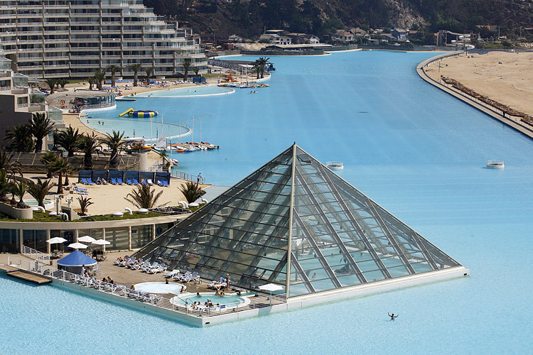 Lagoon - The largest swimming pool in the world