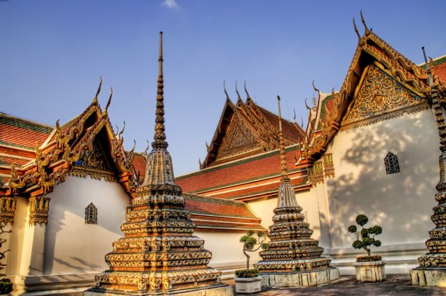 Wat Pho - Wat Pho exterior view