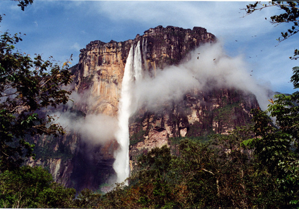Angel Falls in Venezuela - Breathtaking view on the Angel Falls