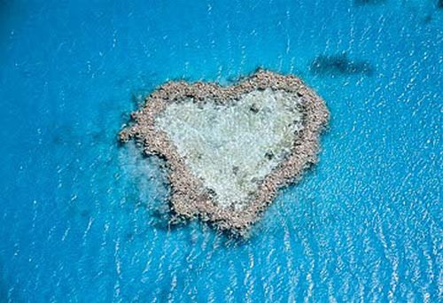 Great Barrier Reef - Heart-shaped reef