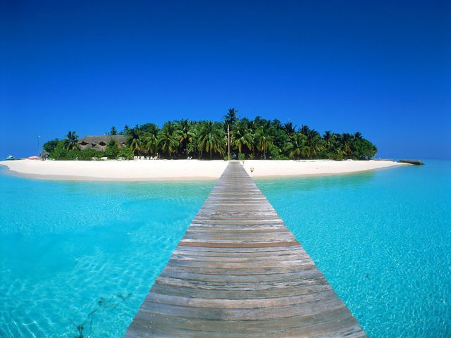 Maldives - Breathtaking natural setting