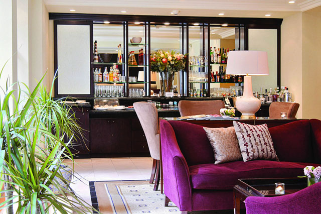Langham Hotel in London - Club Lounge