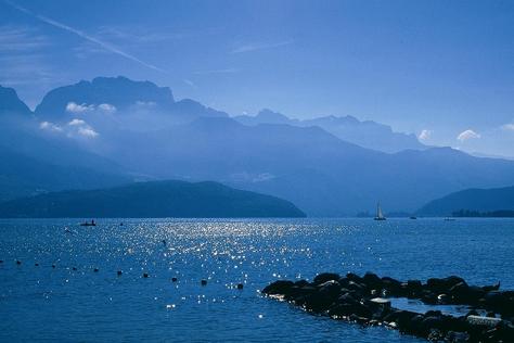 Lake Annecy in France - Picturesque setting