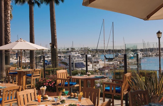 The Ritz-Carlton, Marina del Rey - Poolside restaurant