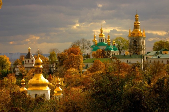 Kiev-Pechersk Lavra - Picturesque location