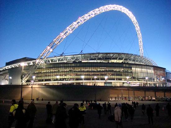 http://www.bestourism.com/img/items/big/1380/Wembley-Stadium-in-UK_Great-architecture_5496.jpg