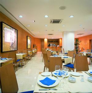 Hotel Zenit Abeba - Dining space