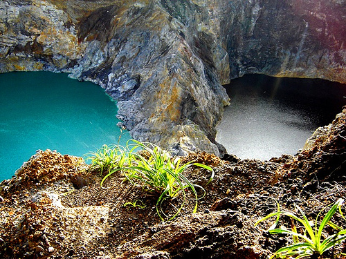 Kelimutu Lakes in Indonesia - Panoramic scenery