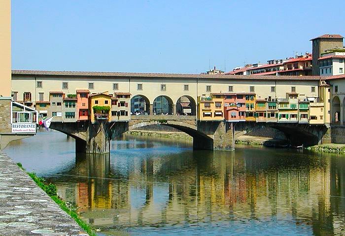 Ponte Vecchio in Florence, Italy - Beautiful view