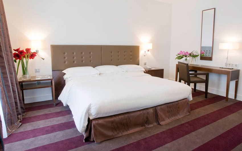  - Elegantly furnished inside spaces in Hotel Astra Opera in Paris