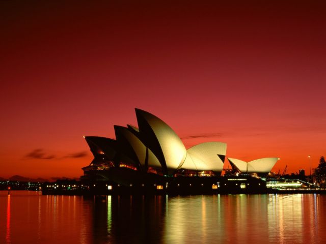 Sydney Opera - Night view
