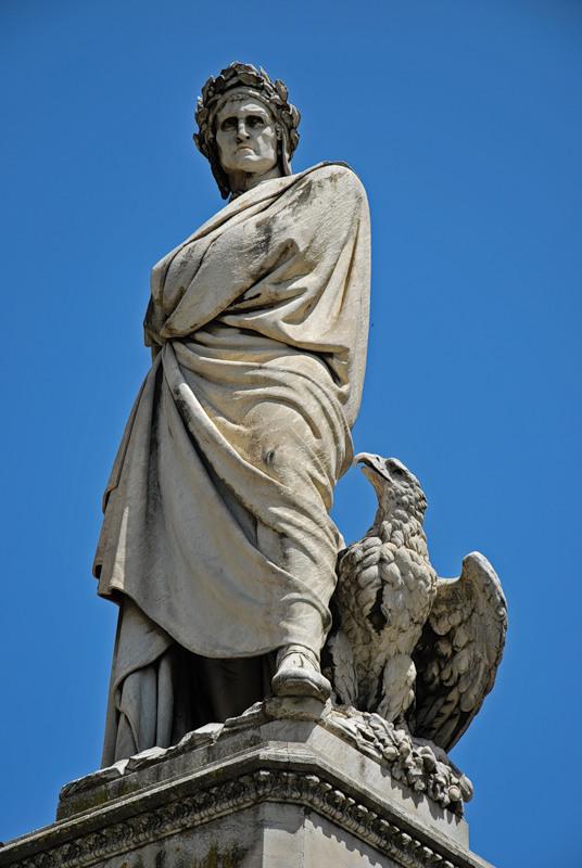 Basilica Santa Croce - Dante Statue