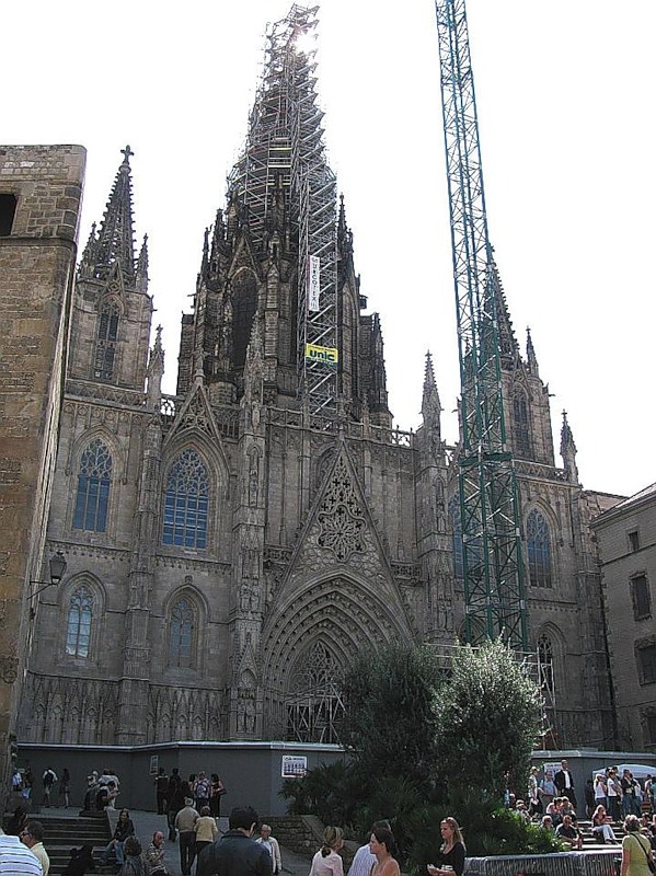 Barcelona Cathedral - Exterior view