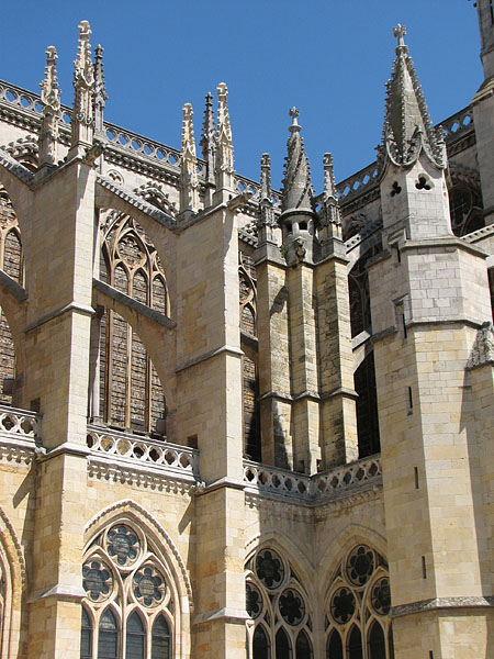 Leon Cathedral - Architecture details