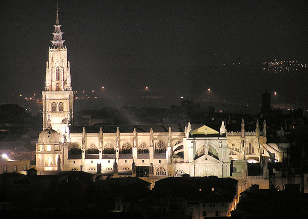 Cathedral of Toledo - Toledo cathedral view by night
