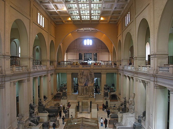 Egyptian Museum in Cairo - Inside view