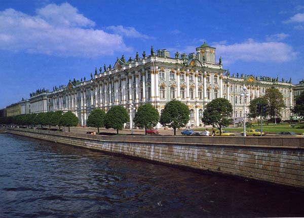 Hermitage Museum in Saint Petersburg - Exterior view