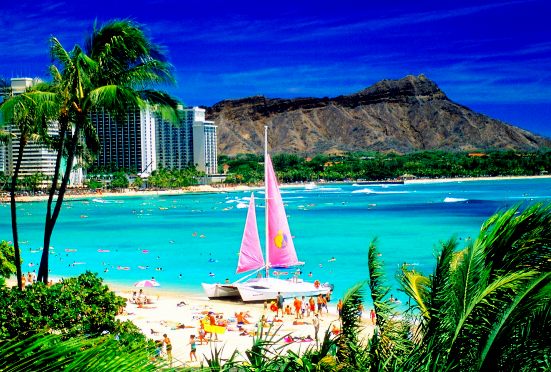The best Hawaii cruise - Waikiki Oahu beach