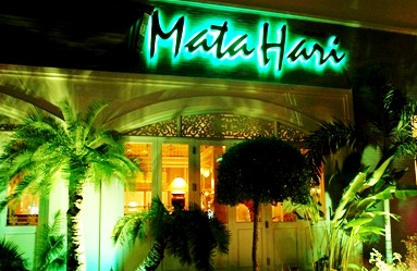 Mata Hari Restaurant - Night view