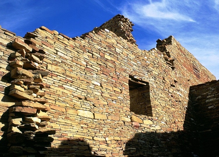 Chaco Canion National Historic Park - Ancient walls