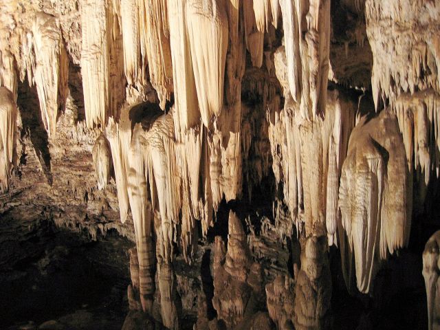 Timpanogos Cave National Monument  - Amazing rocks 