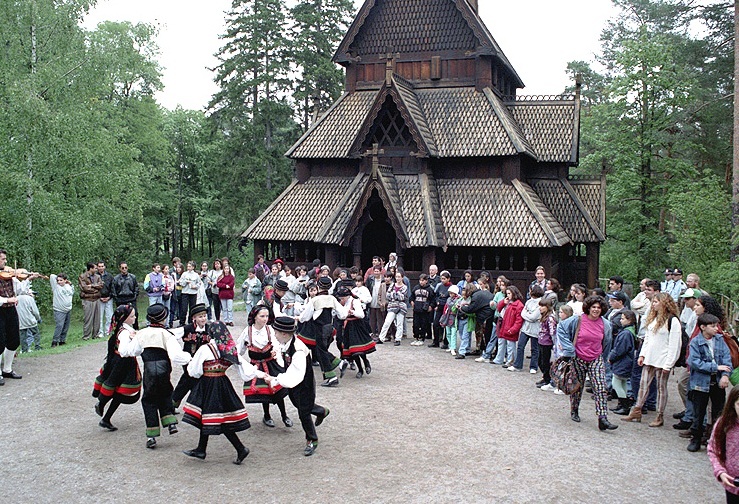 Norwegian Museum of Cultural History - Folk dances