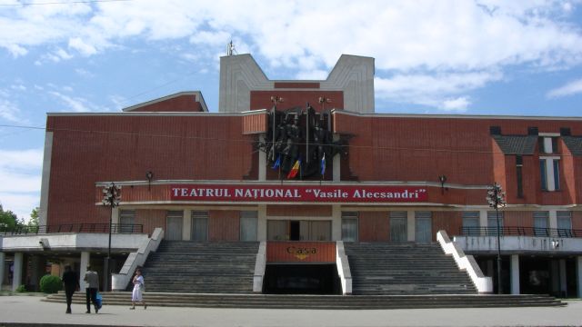 The National Theatre Vasile Alecsandri - general view