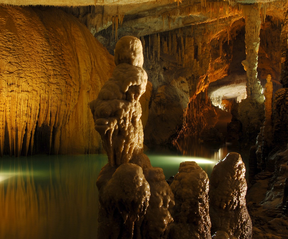 The Jeita Grotto - Fantastic place on the Earth