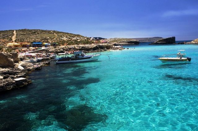 Blue Lagoon of Malta - Gorgeous lagoon