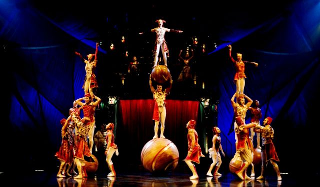 Cirque du Soleil - the most grandiose circus in the world  - Spectacular scenery