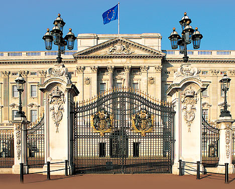 Buckingham Palace - Entrance