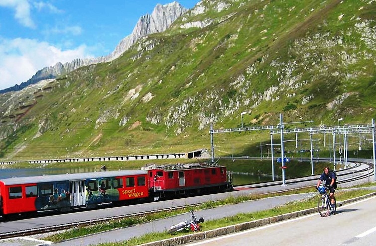 The Oberalp Pass-a gorgeous alpine route - Splendid view