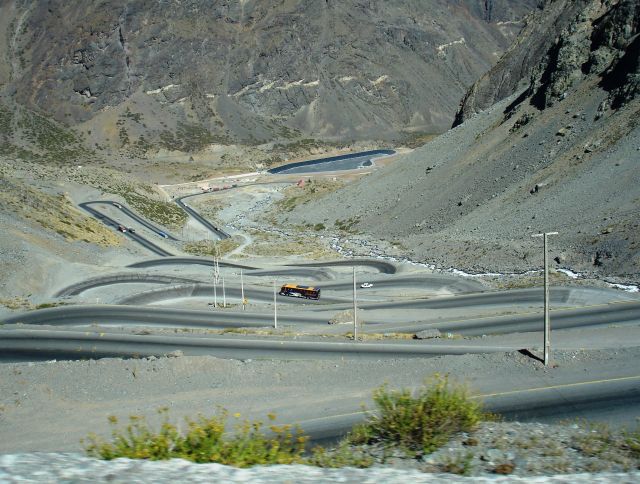 Los Caracoles Pass - A winding road