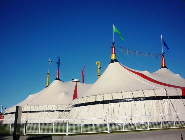 The Circus “Oz” of Australia-the most unusual circus - The circus tent
