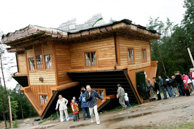 The Upside-Down House - Unusual building