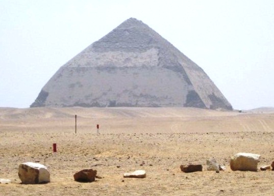 The Bent Pyramid - Amazing destination