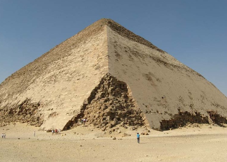 The Bent Pyramid - Side view