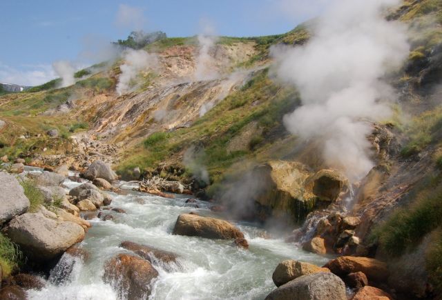 The Valley of Geysers , Kamchatka - Fantastic world of mystery