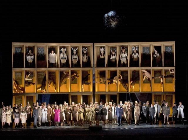The Metropolitan Opera House of New York - The troupe