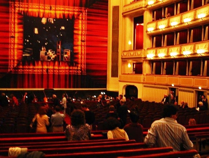 Vienna Opera House - Pleasant ambiance
