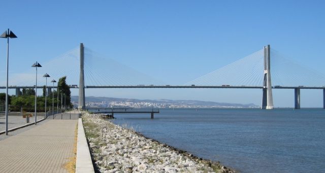 The Vasco da Gamma Bridge - A Fantastic Walk