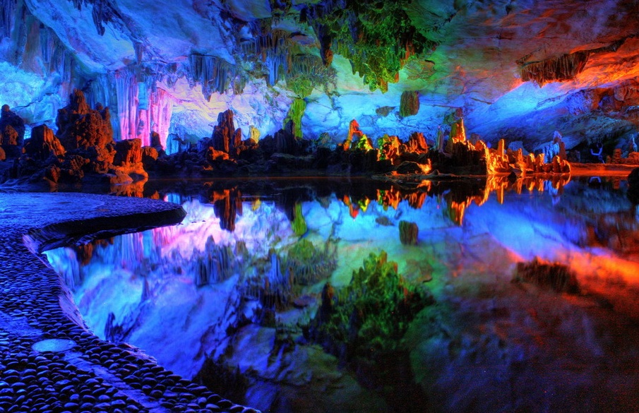 Reed Flute Cave, China - Magical chaos of forms and colors