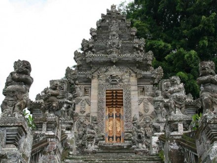 Ubud - Gunung Kawi   The Hill of the Poet