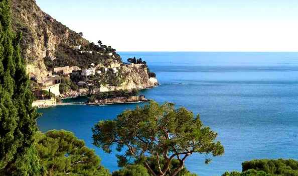 French Riviera - Great natural scenery