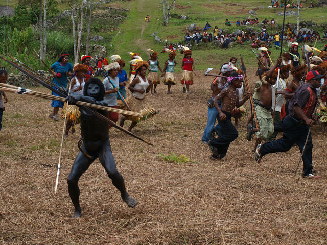 Papua New Guinea - Separate community