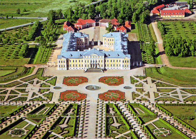 The Rundale Palace - The French Garden