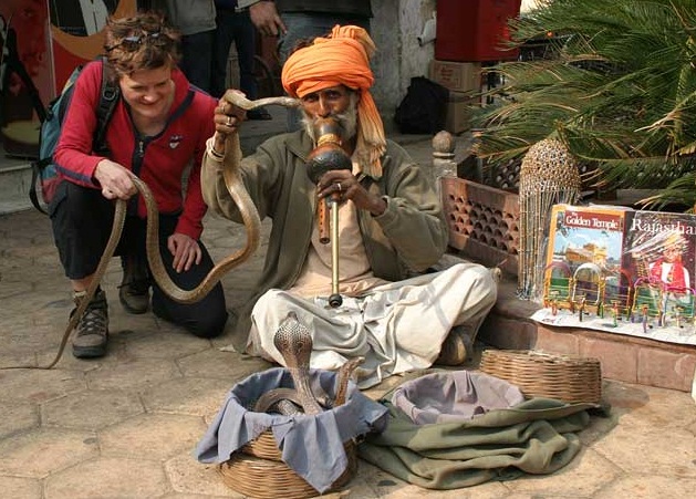 Delhi - The Beauty of the Chaos - The City of snake charmers
