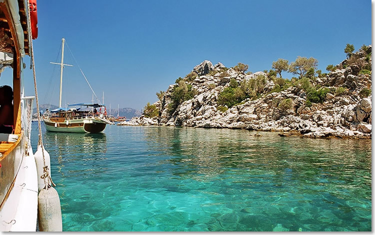 Marmaris in Turkey - Clean turqoise waters in Marmaris