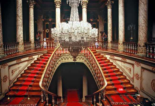 Dolmabahce Palace - Exquisite design